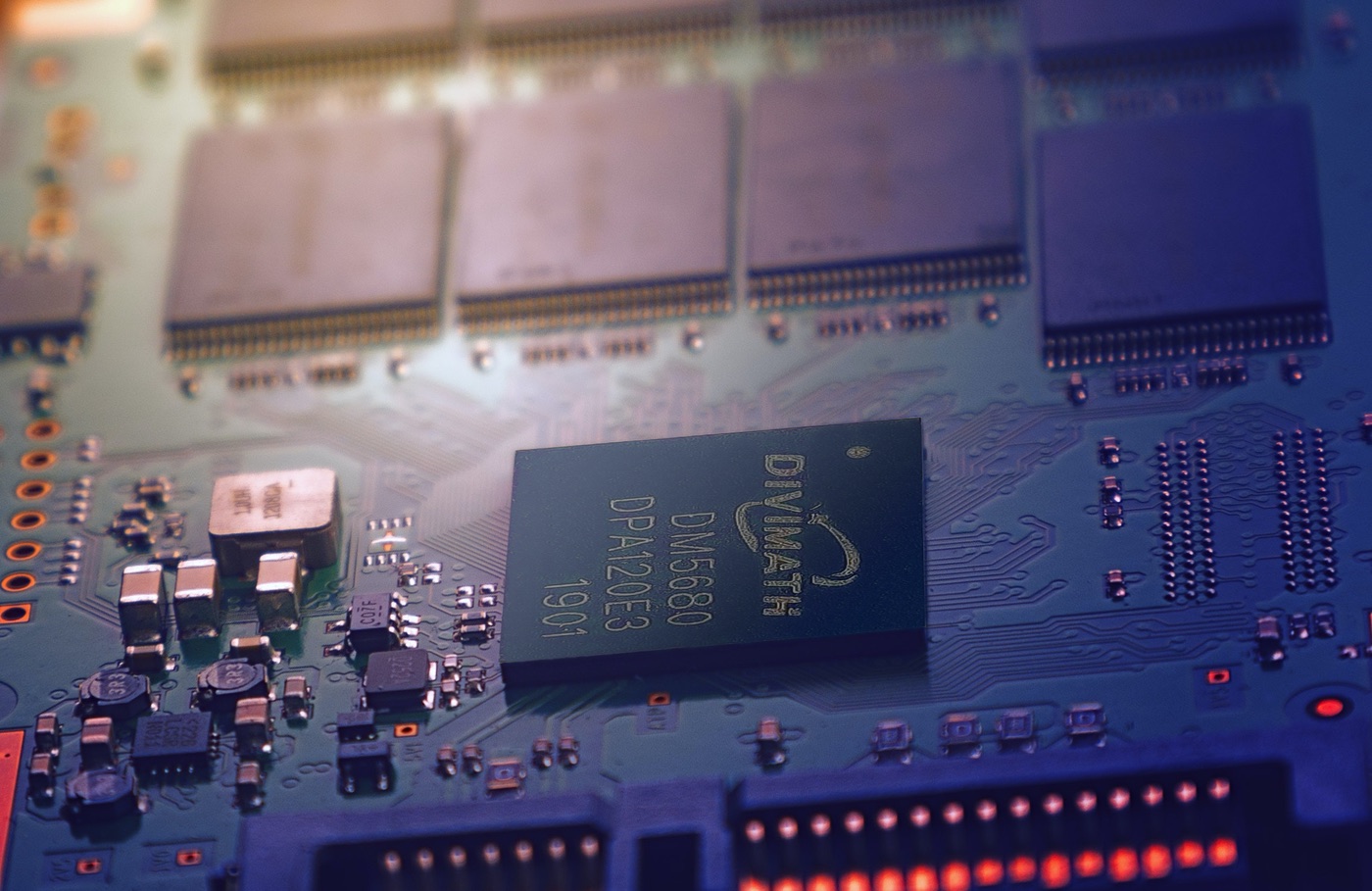 Divimath DM5680 chip on an HDZero circuit board